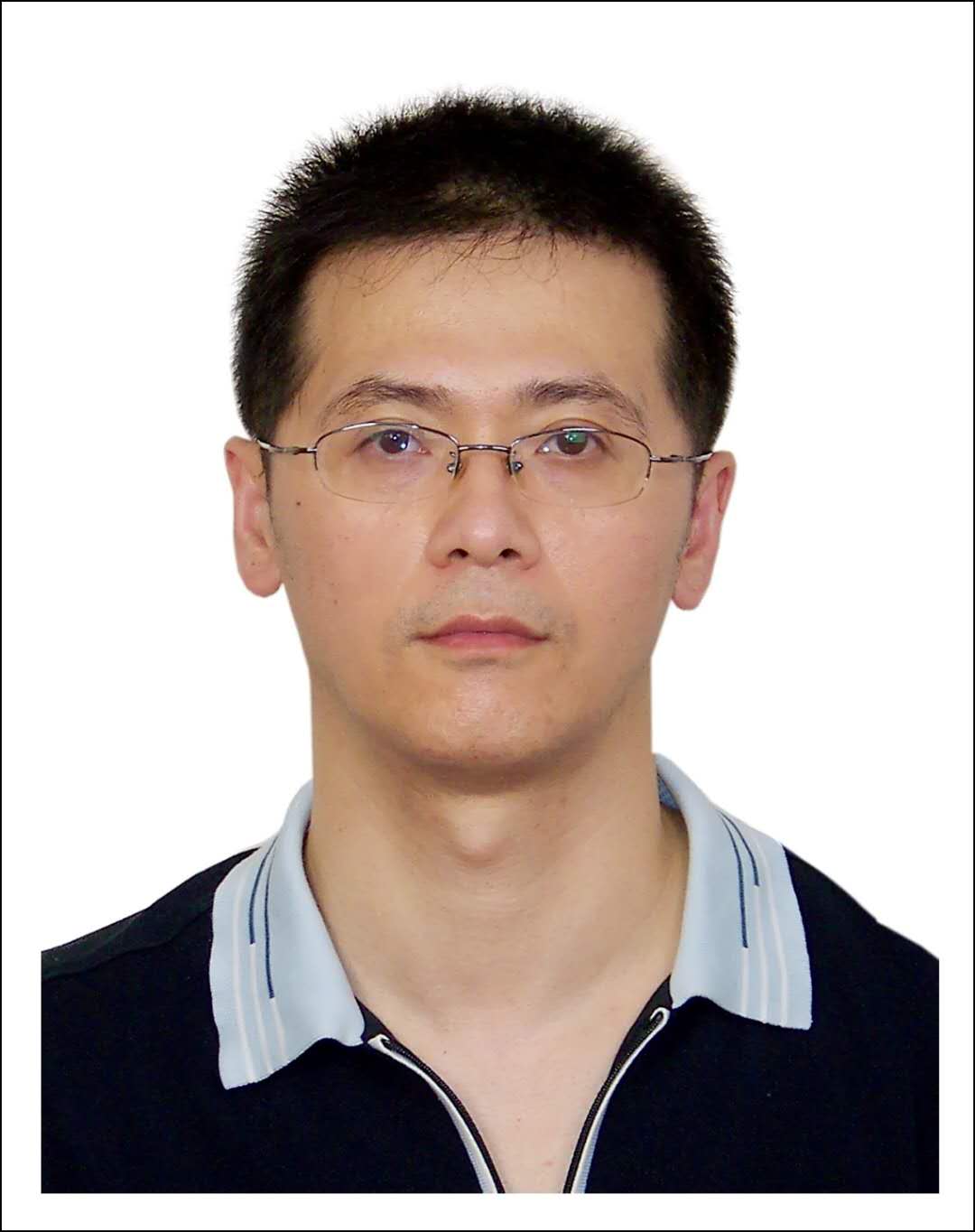 张宏伟.jpg 张宏伟.jpg