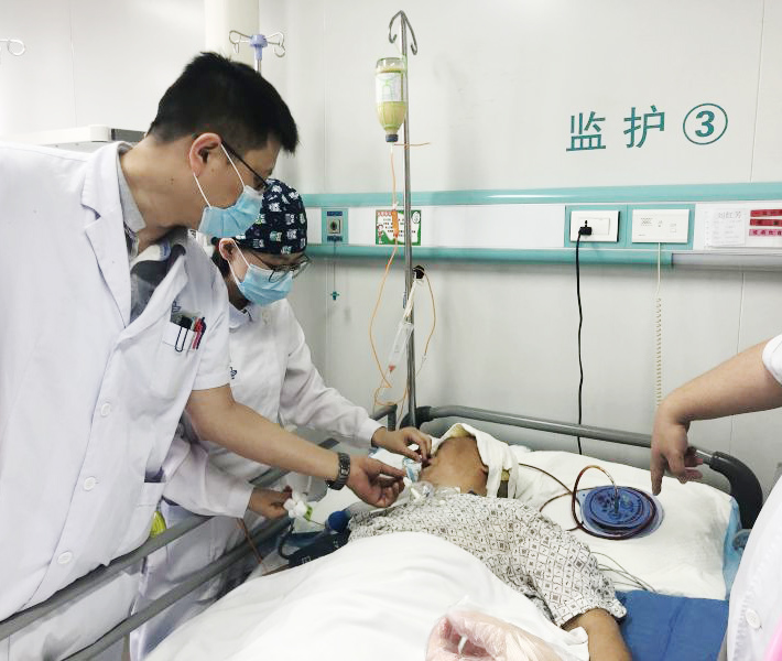 置鼻肠管查房图片.jpg 置鼻肠管查房图片.jpg